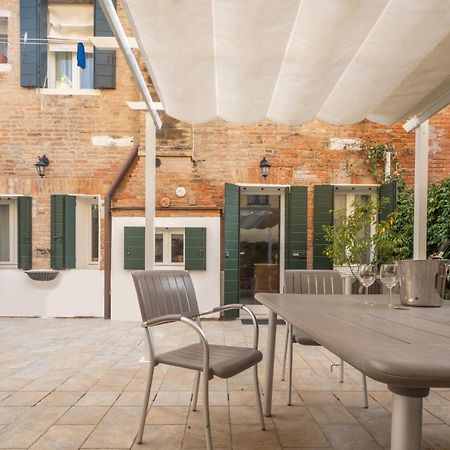 Luxury Garden Mansion R&R Apartment Venice Exterior photo