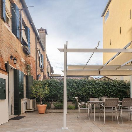 Luxury Garden Mansion R&R Apartment Venice Exterior photo