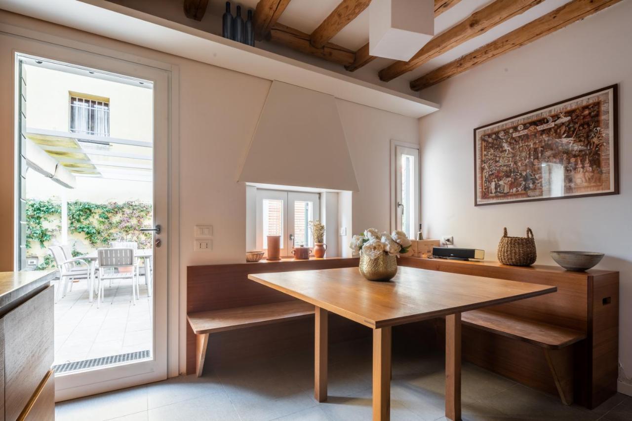Luxury Garden Mansion R&R Apartment Venice Exterior photo